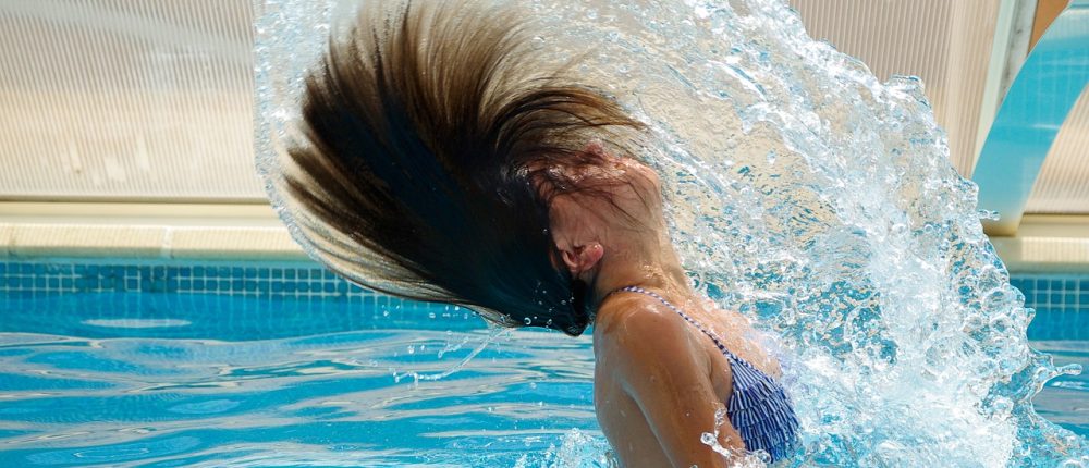 swimming pool, drops of water, dark hair-830505.jpg